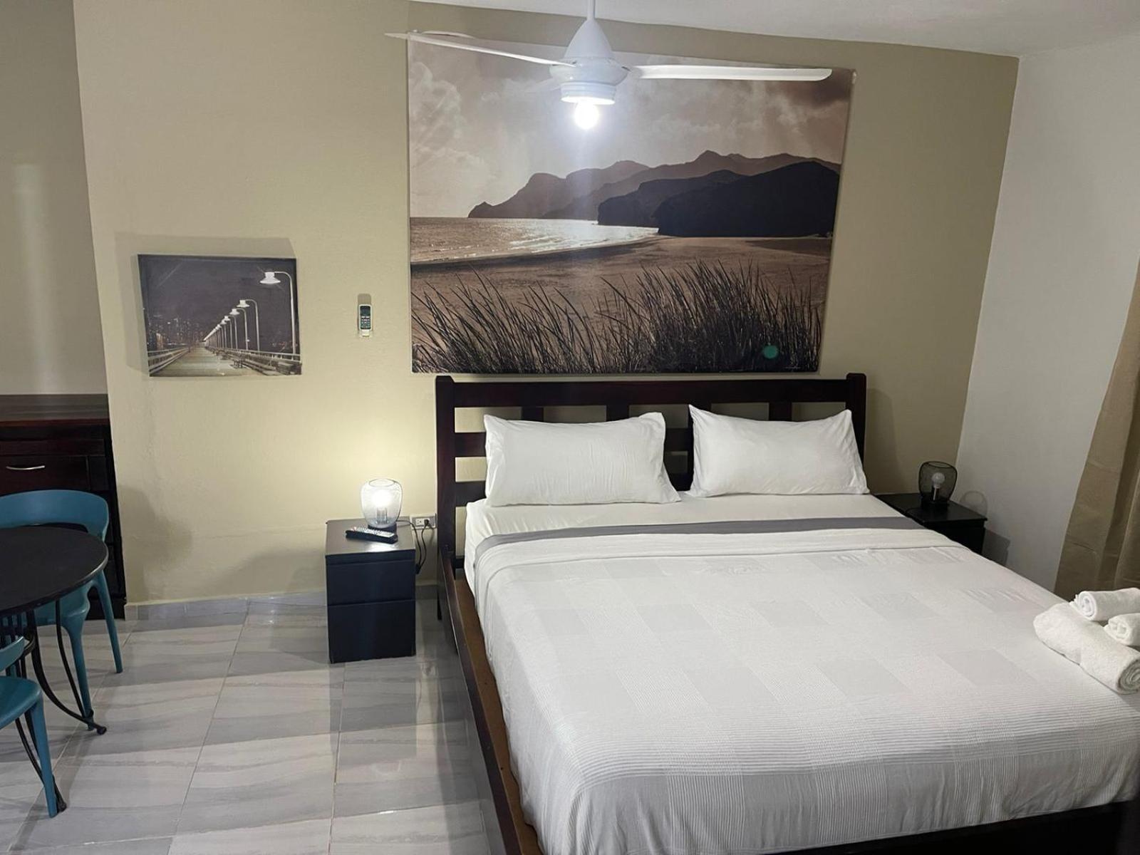 Hotel Casa Jum سانتياغو دي لوس كاباليروس المظهر الخارجي الصورة